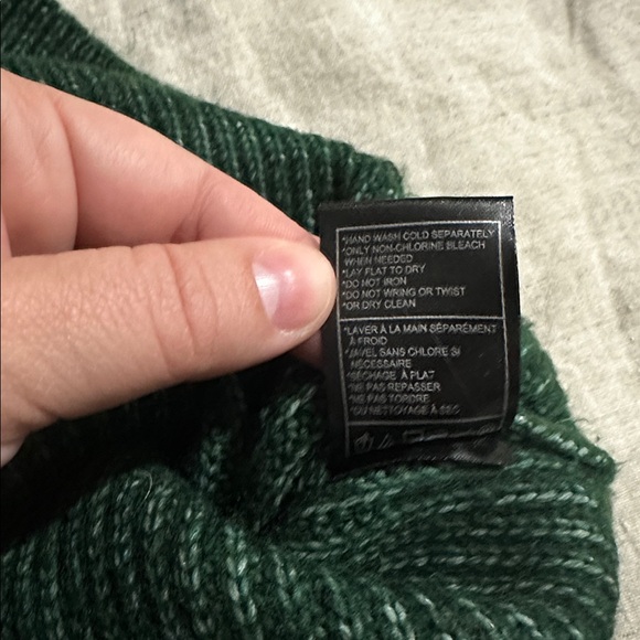 BB Dakota sweater - Picture 5 of 5